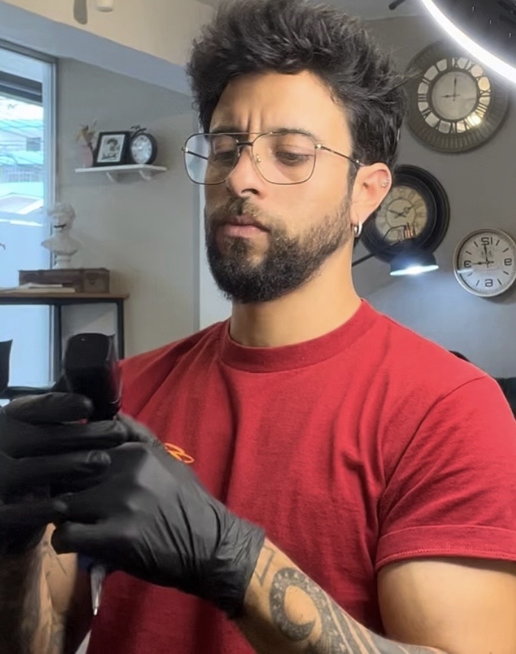 moises tatuador moustattoo panama centroamerica .jpg